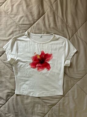 Small White Women's Tee with Red Hibiscus Graphic